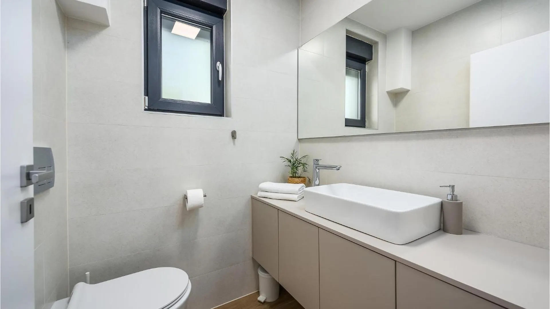 Nice Home In Jehnici With Wifi Tatil Evi