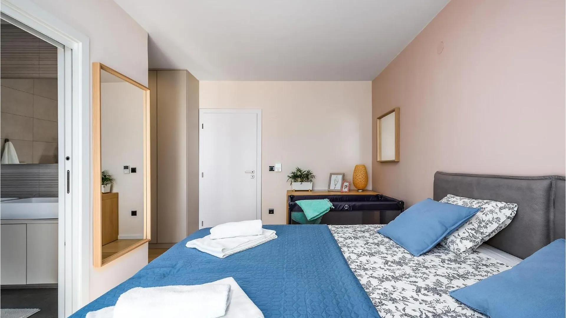 Nice Home In Jehnici With Wifi Tatil Evi
